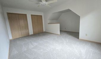 2782 Maitland Dr, Ann Arbor, MI 48105