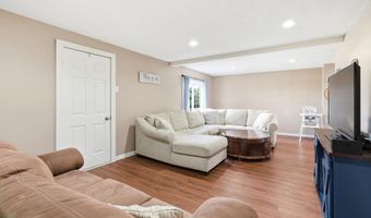 606 E Main St, Albion, IN 46701