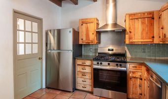 929 AVENIDA ESTRELLITA NE, Albuquerque, NM 87110