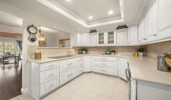 6171 E Morningview Dr, Anaheim, CA 92807