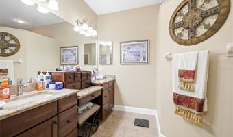 107 SILVER FALLS DR Dr, Apollo Beach, FL 33572