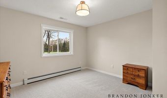 9095 76th St SE, Alto, MI 49302