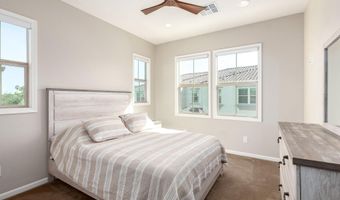 2477 W MARKET Pl 69, Chandler, AZ 85248