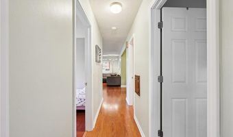 948 Norwood Ave, Anoka, MN 55303