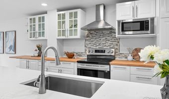 10415 W 85th Pl, Arvada, CO 80005