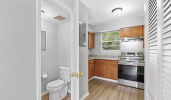 1508 JORDAN St, Atlantic Beach, FL 32233