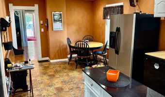 305 N Washington St, Abingdon, IL 61410