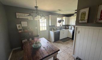 150 Lloyd Henderson Rd, Beebe, AR 72012