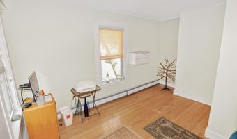 58 Milford St, Bangor, ME 04401