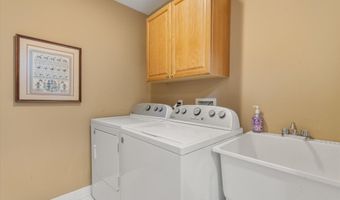 1717 Cedar Ln, Ann Arbor, MI 48105