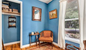 104 Five Oaks Ln, Ashland, VA 23005