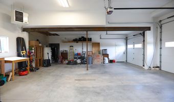 15 Helen Ln, Banner, WY 82832