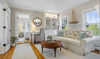 22 School St Mystic, Stonington, CT 06355