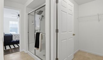 9744 Bexley Station Dr 8F, Affton, MO 63123