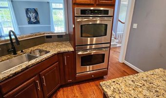 14 MERIDIAN Blvd, Bear, DE 19701