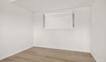 196 Mariposa Dr, Camarillo, CA 93012