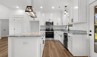 128 Carrington Ln, Albertville, AL 35950