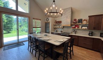 32 Shay Rd, Cascade, ID 83611