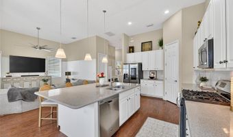 508 WINTERSIDE Dr, Apollo Beach, FL 33572