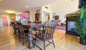 4 Mainstay Ln, Bourne, MA 02532