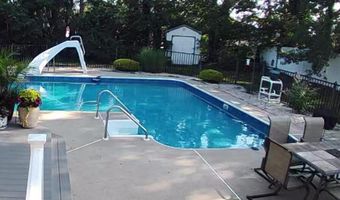 94 Georgetown Blvd, Barnegat, NJ 08005