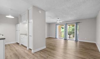 5700 Baltimore Dr 195, La Mesa, CA 91942