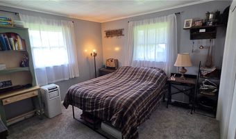 217 Camp Ground Rd, Addison, PA 15424
