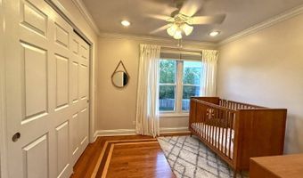 1860 Dorchester Ave, Algonquin, IL 60102