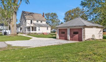 483 N Main St, Amherst, OH 44001