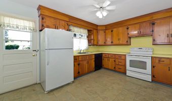 12 Greenfield Dr, Ansonia, CT 06401