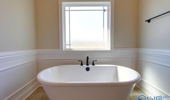 Mckinley A Capshaw Road, Athens, AL 35613