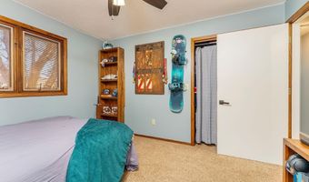 609 S Splitrock Blvd, Brandon, SD 57005