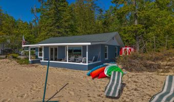 3855 El Cajan Rd, Alpena, MI 49707