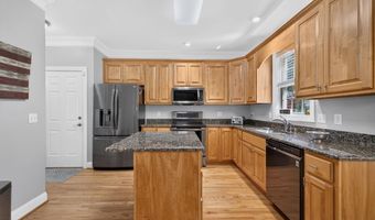160 Adams Pointe Ct, Angier, NC 27501