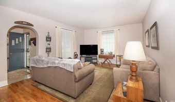 1109 S Van Buren St, Auburn, IN 46706