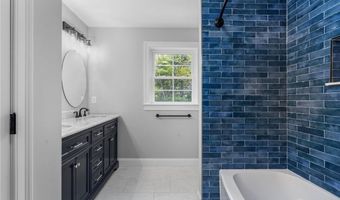 59 Club House Rd, Coventry, RI 02816