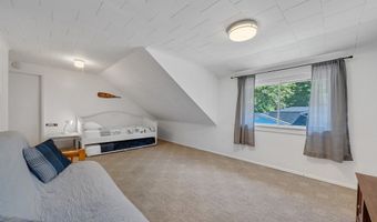 240 S HARBOR St, Rockaway Beach, OR 97136