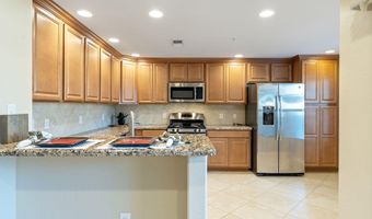 33575 N DOVE LAKES Dr 1023, Cave Creek, AZ 85331