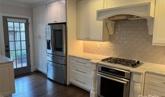 4909 Torrey Pines Ct, Charlotte, NC 28226