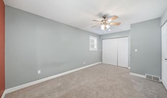 2915 Lee Marie Dr, Adrian, MI 49221