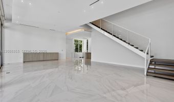 3750 Yacht Club Dr TH5, Aventura, FL 33180