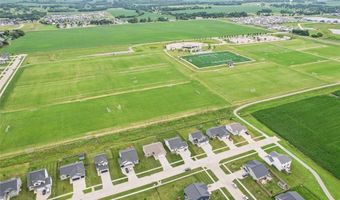 1819 8th Ave SE, Altoona, IA 50009