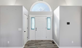 7 Tamara Ln, Bella Vista, AR 72715