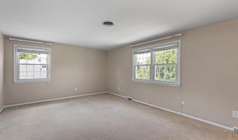 205 CLOVER Dr, Hockessin, DE 19707