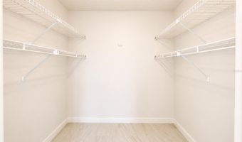 120 BLUE POINT Way 170, Altamonte Springs, FL 32701