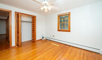 198 N Timber Ln, Cheshire, CT 06410