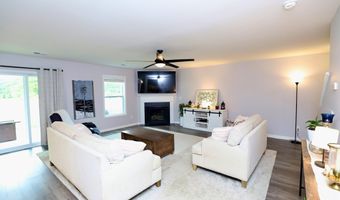 41 High Point Dr, Camden, SC 29020