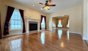 126 Saint Andrews Dr, Horseheads, NY 14845