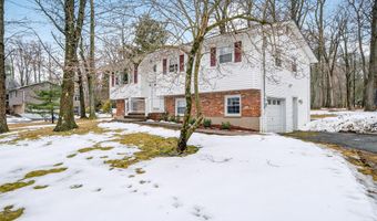 9 Eros Dr, Airmont, NY 10952