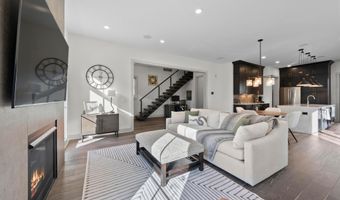 2899 Katmai Dr A, Columbus, OH 43228